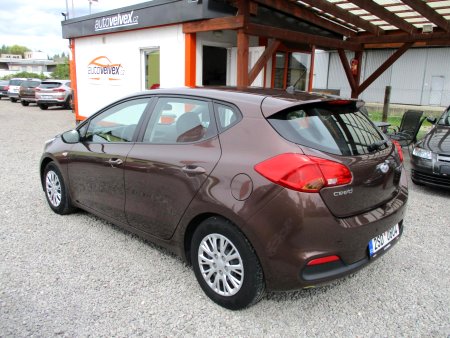 Kia Cee´d, 2013 - pohled č. 3