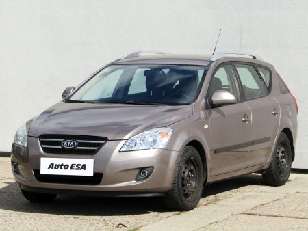 Kia Cee´d, 2008 - pohled č. 3