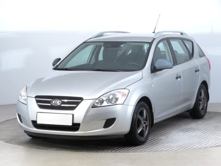 Kia Cee´d, 2009 - pohled č. 3