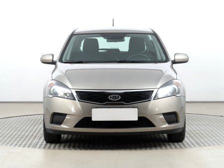 Kia Cee´d, 2010 - pohled č. 2