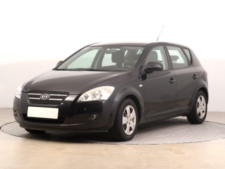 Kia Cee´d, 2009 - pohled č. 3