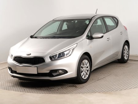 Kia Cee´d, 2014 - pohled č. 3