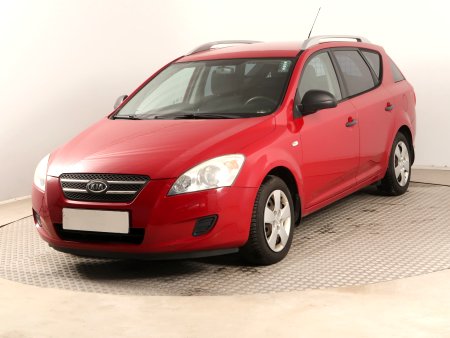 Kia Cee´d, 2009 - pohled č. 3