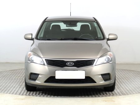 Kia Cee´d, 2010 - pohled č. 2