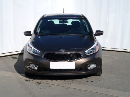 Kia Cee´d, 2013 - pohled č. 2