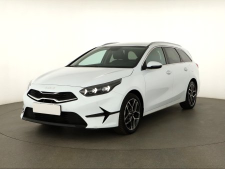 Kia Cee´d, 2022 - pohled č. 3