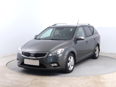 Kia Cee´d, 2010 - pohled č. 3