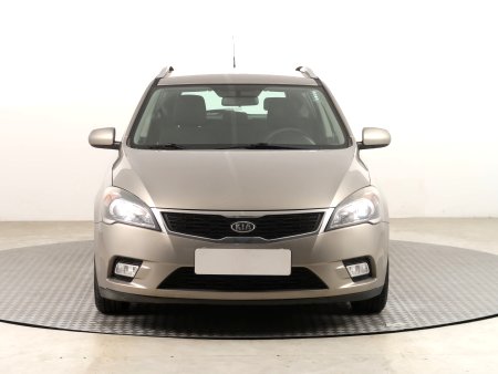 Kia Cee´d, 2011 - pohled č. 2