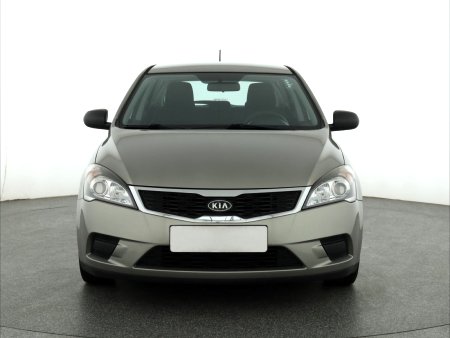 Kia Cee´d, 2010 - pohled č. 2