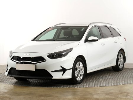 Kia Cee´d, 2022 - pohled č. 3
