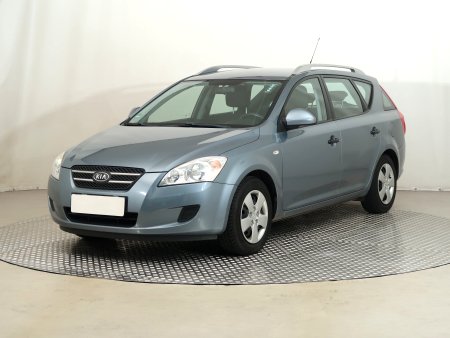 Kia Cee´d, 2009 - pohled č. 3