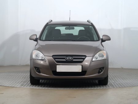 Kia Cee´d, 2008 - pohled č. 2