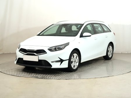 Kia Cee´d, 2022 - pohled č. 3
