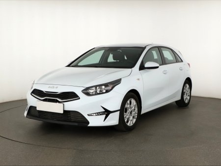 Kia Cee´d, 2022 - pohled č. 3