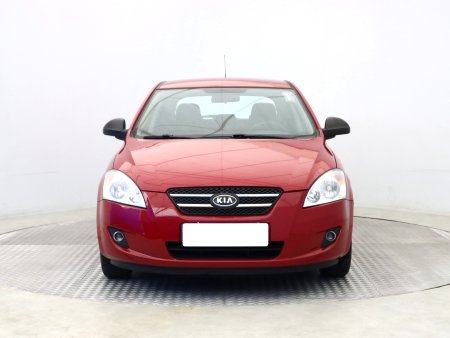 Kia Cee´d, 2009 - pohled č. 2