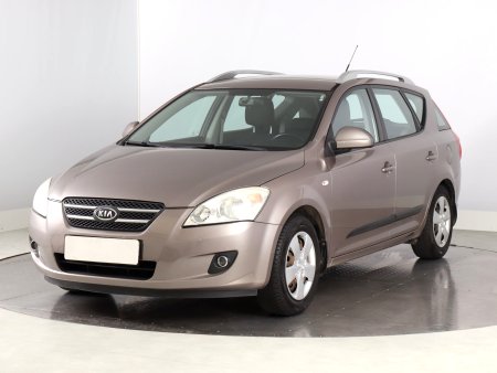 Kia Cee´d, 2008 - pohled č. 3