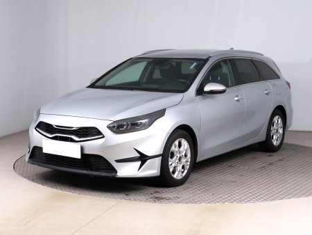 Kia Cee´d, 2023 - pohled č. 3