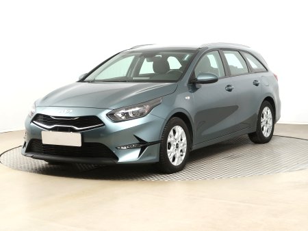 Kia Cee´d, 2023 - pohled č. 3