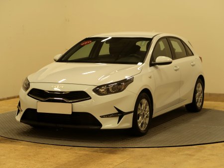 Kia Cee´d, 2023 - pohled č. 3