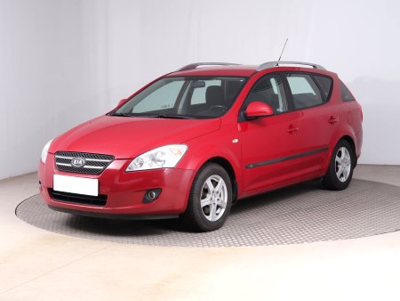 Kia Cee´d, 2008 - pohled č. 3