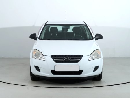 Kia Cee´d, 2008 - pohled č. 2