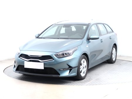 Kia Cee´d, 2023 - pohled č. 3