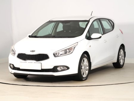 Kia Cee´d, 2013 - pohled č. 3