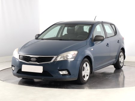 Kia Cee´d, 2011 - pohled č. 3