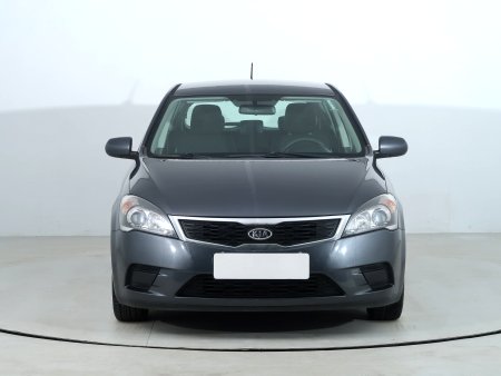 Kia Cee´d, 2010 - pohled č. 2