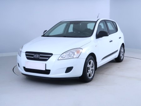 Kia Cee´d, 2009 - pohled č. 3