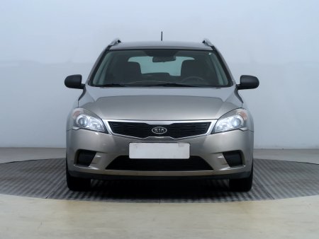 Kia Cee´d, 2010 - pohled č. 2