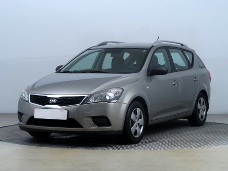 Kia Cee´d, 2010 - pohled č. 3
