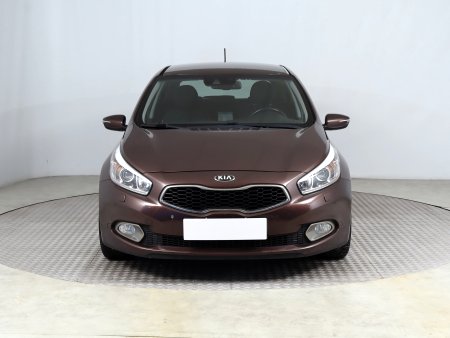 Kia Cee´d, 2013 - pohled č. 2