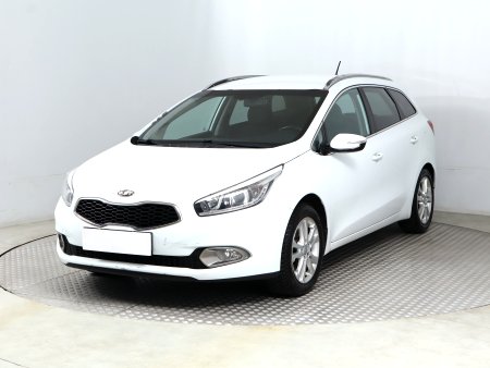 Kia Cee´d, 2013 - pohled č. 3