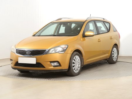 Kia Cee´d, 2011 - pohled č. 3