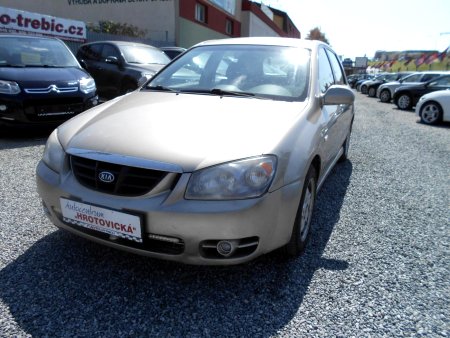 Kia Cerato, 2001 - pohled č. 2