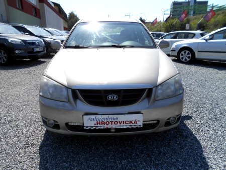 Kia Cerato, 2001 - pohled č. 3