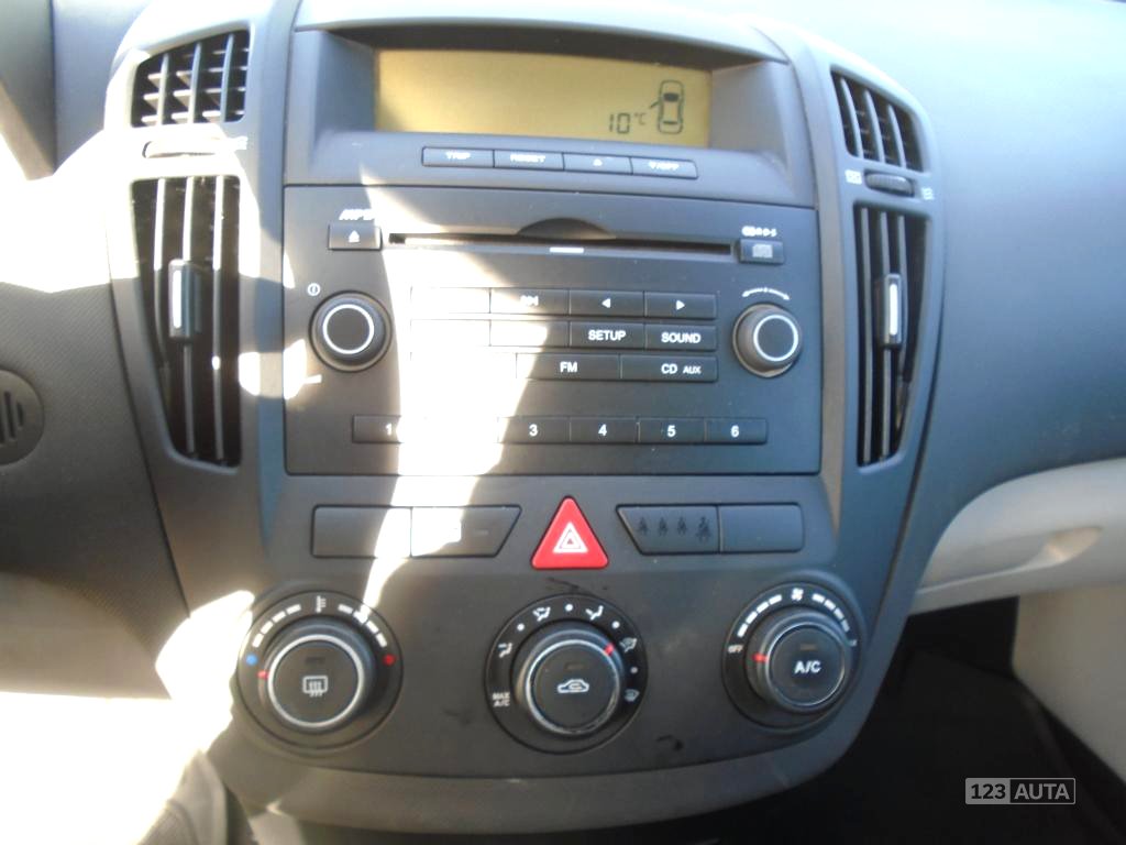 Kia Pro-Ceed, 2008 - pohled č. 14