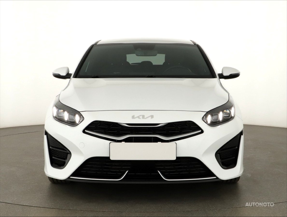 Kia ProCeed, 2023 - pohled č. 2