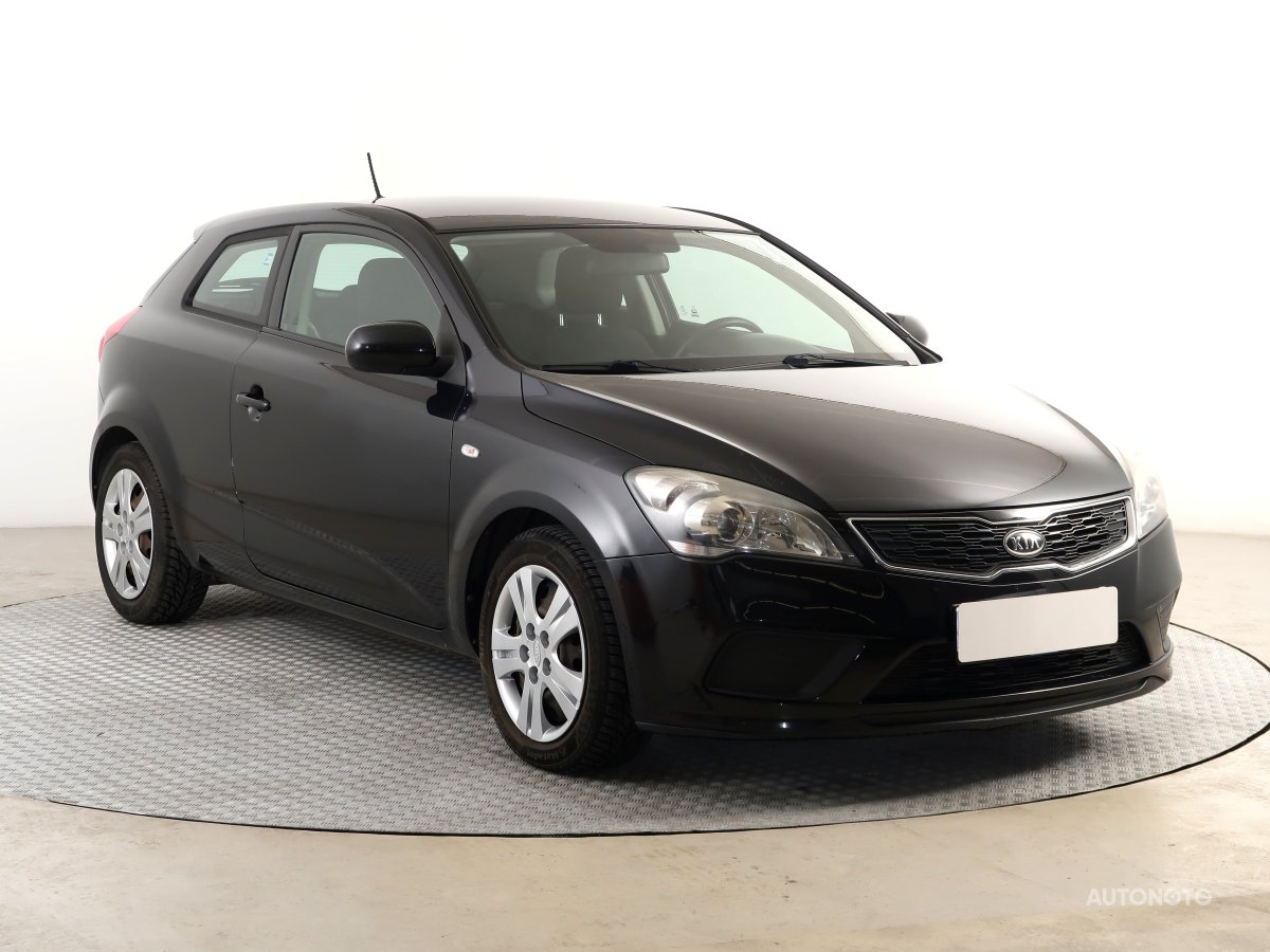 Kia ProCeed, 2012 - pohled č. 1