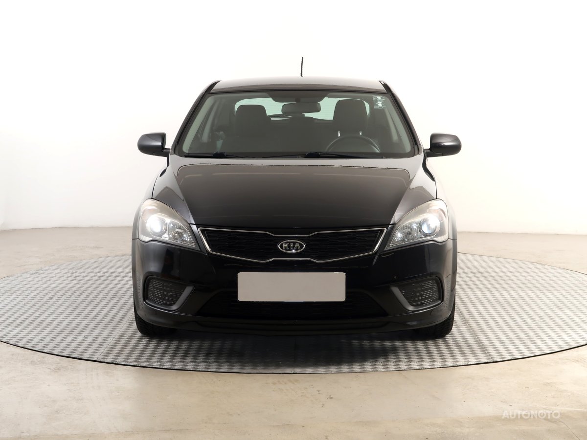 Kia ProCeed, 2012 - pohled č. 2