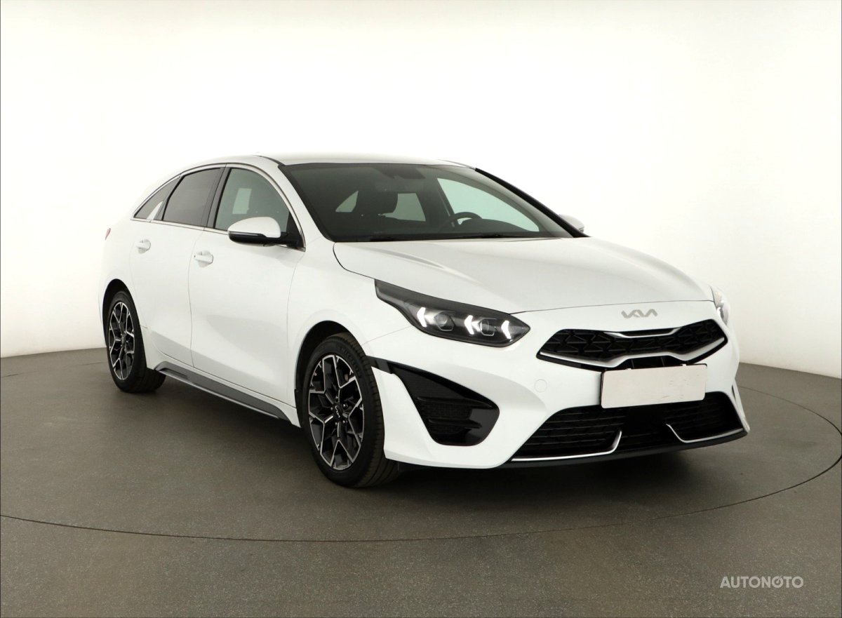 Kia ProCeed, 2023 - pohled č. 1