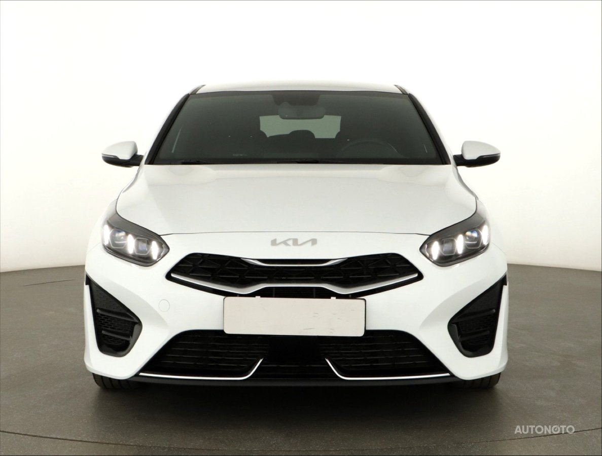 Kia ProCeed, 2023 - pohled č. 2