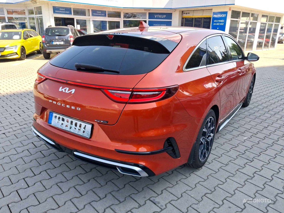 Kia ProCeed, 2023 - pohled č. 2