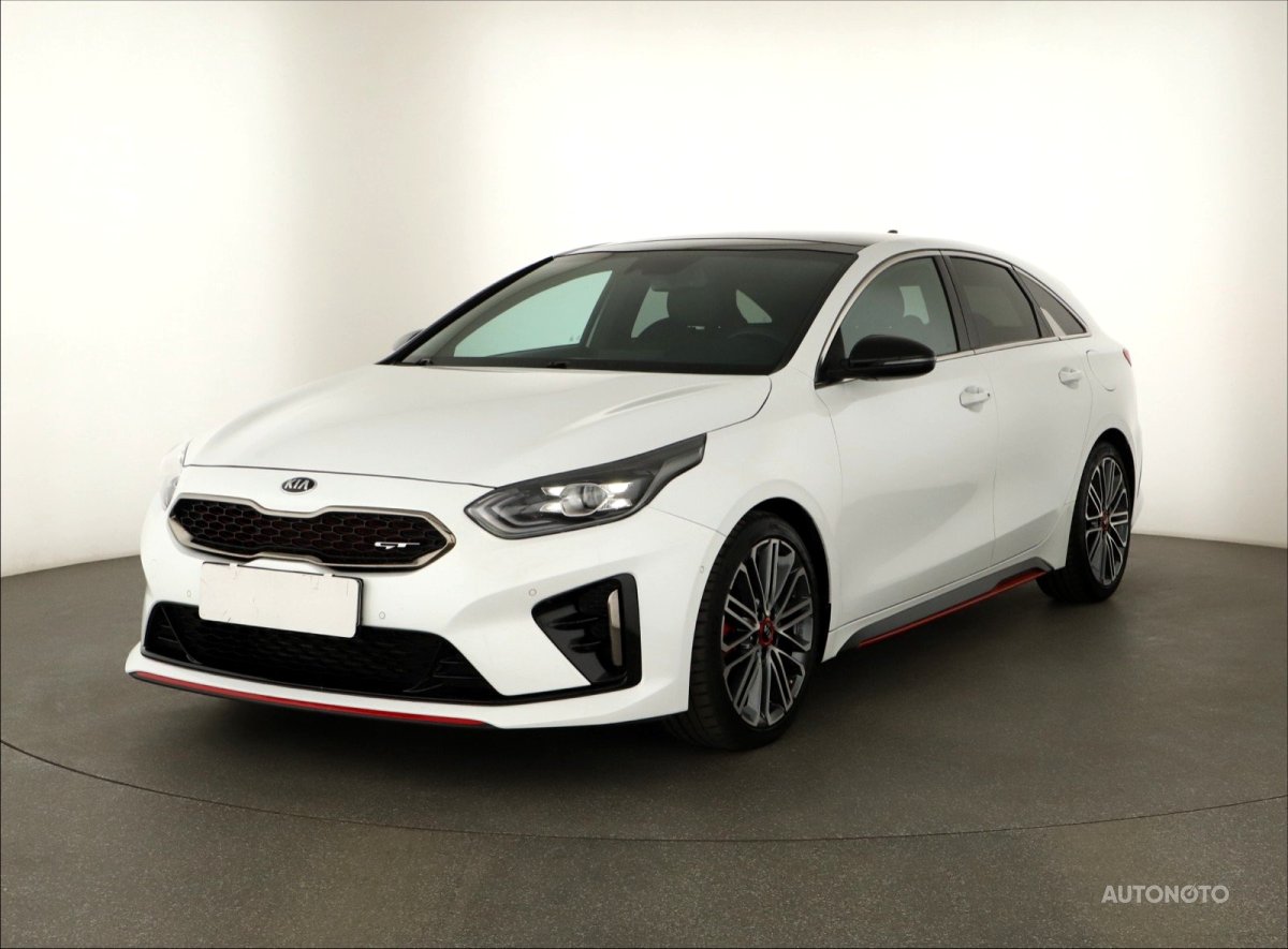 Kia ProCeed, 2022 - pohled č. 3