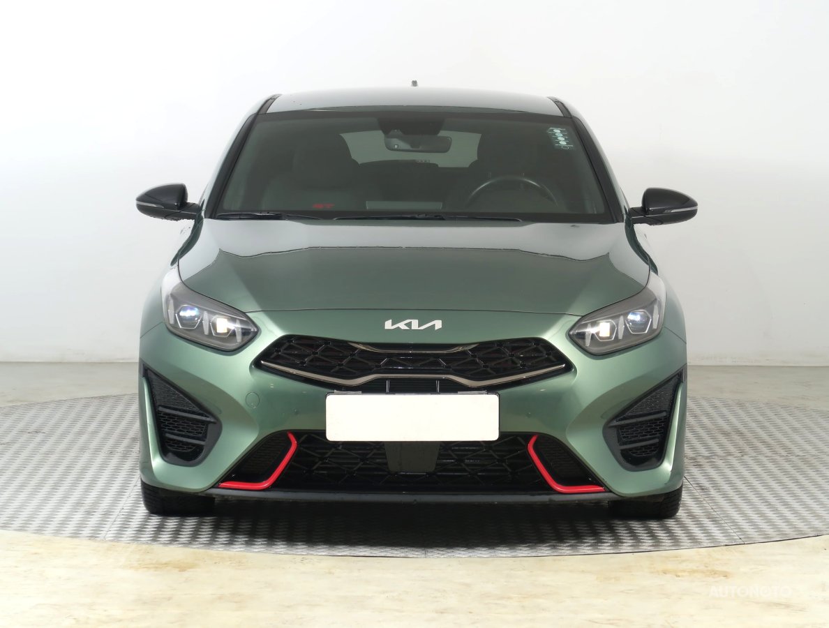 Kia ProCeed, 2023 - pohled č. 2