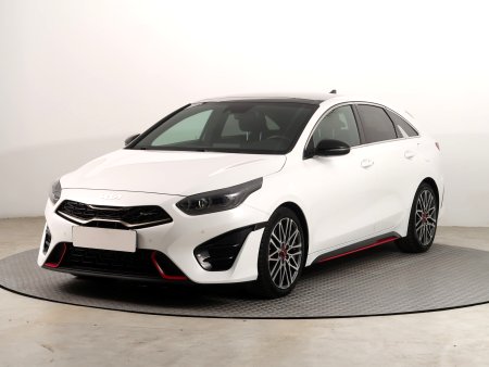 Kia ProCeed, 2022 - pohled č. 3