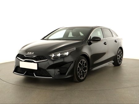 Kia ProCeed, 2023 - pohled č. 3