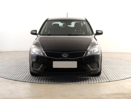 Kia ProCeed, 2012 - pohled č. 2