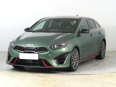 Kia ProCeed, 2023 - pohled č. 3